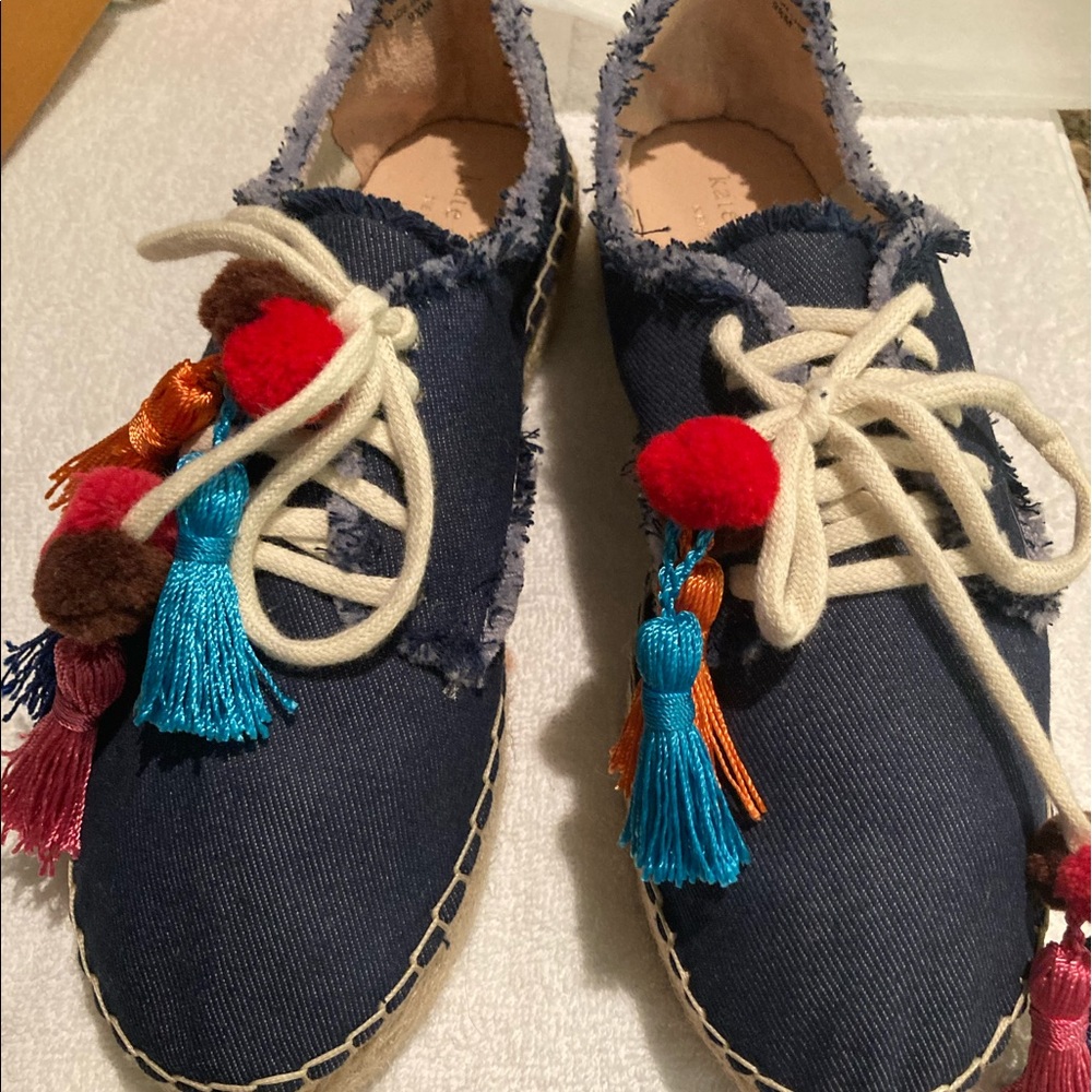 Kate Spade shoes never worn